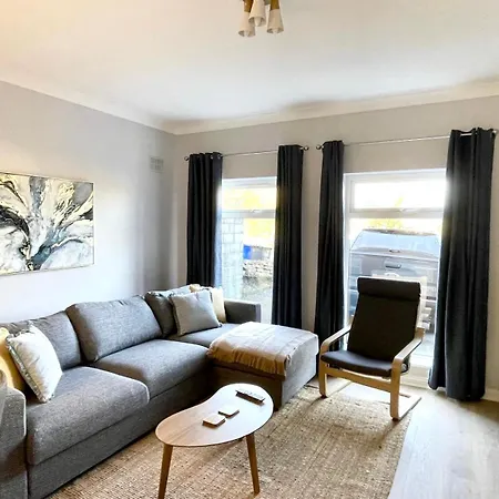 Apartament Stylish Retreat 2 - Sleeps 6 Galway
