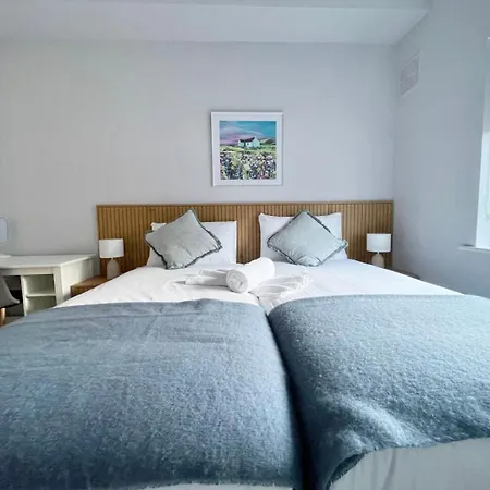 Apartament Stylish Retreat 2 - Sleeps 6 *
