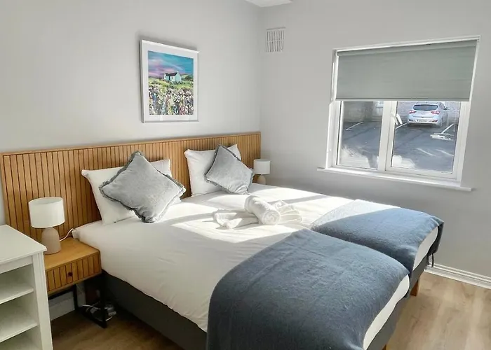 Stylish Retreat 2 - Sleeps 6 Apartament Galway